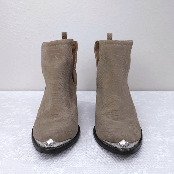 Jeffrey Campbell Cromwell Cut-Out Ankle Booties - Picture 4 of 9